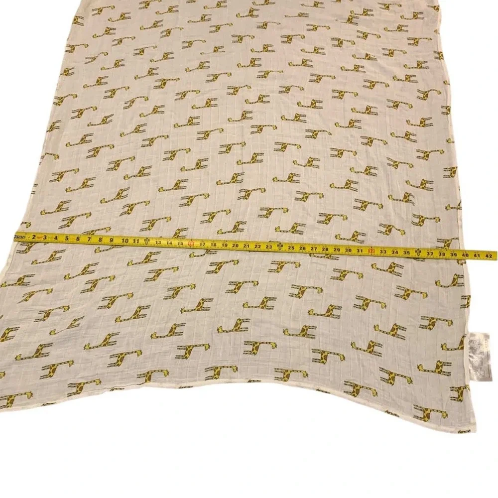 Upsimples Swaddle Blanket Kids OS White Giraffe Print Bamboo Muslin Safari Core